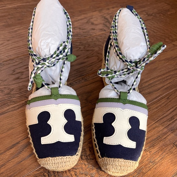 Tory Burch Wedge Espadrilles size 7. - Picture 6 of 9